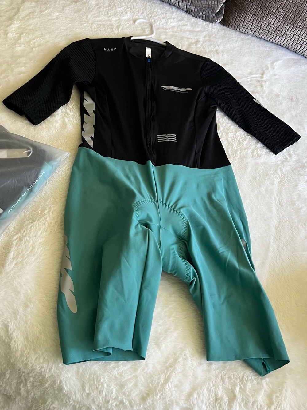 MAAP Women's Black and Teal Short-Sleeve Triathlon Suit NEW Large